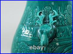 Collectible Chinese Green Glaze Deer Head Porcelain Vase